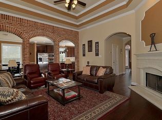 86 S Arrow Canyon Cir, The Woodlands, TX 77389