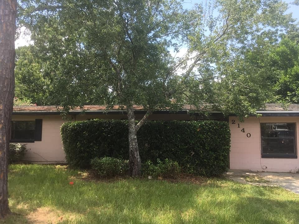 2nd image of 2140 E Triangle Dr