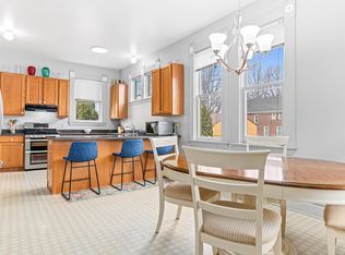 553 Sherburne Ave, Saint Paul, MN 55103