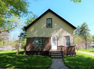 310 Division St, Eaton Rapids, MI 48827