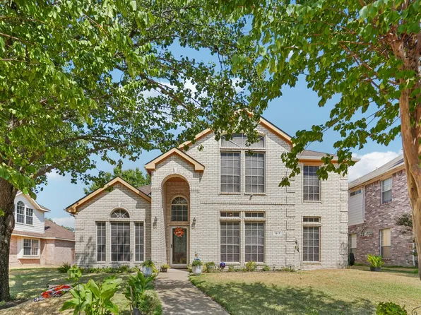 1517 Mountain Laurel Ln, Desoto, TX 75115