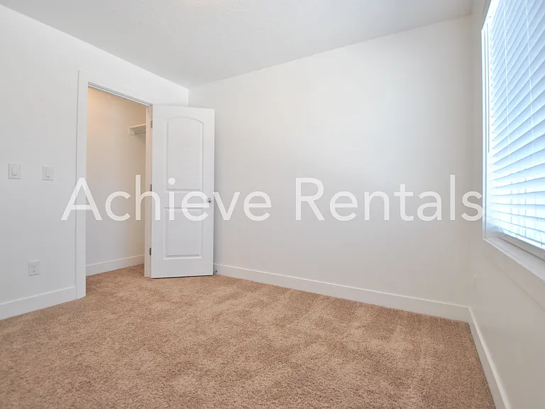 2485 S 1296 W — Photo 14