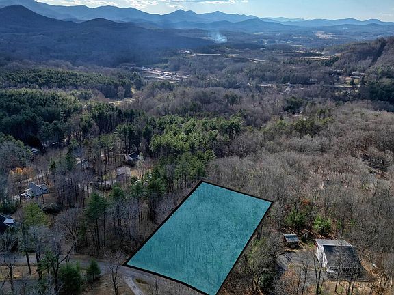 4th image of 51 Mountain Valley Ct