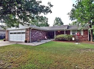 404 Magnolia St, Tahlequah, OK 74464