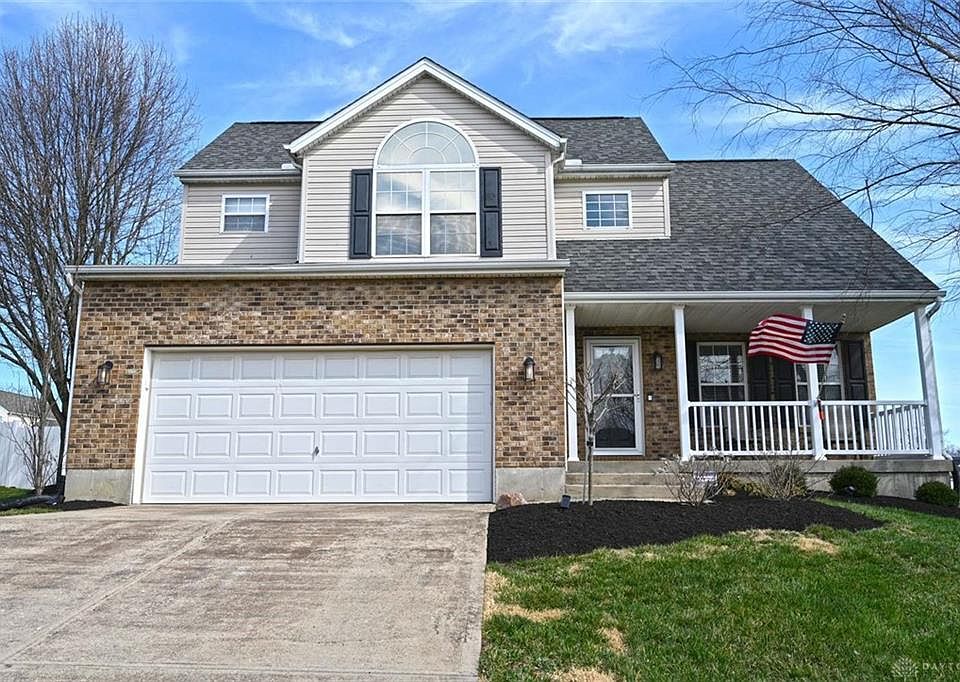 1st image of 36 Woodgate Ct