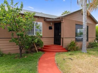 133 S Palm Dr, Dinuba, CA 93618