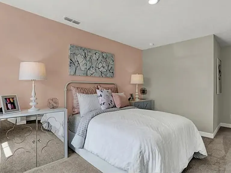 8595 Strabet Dr — Photo 11