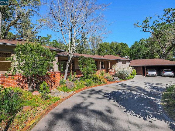 3rd image of 847 Acalanes Rd