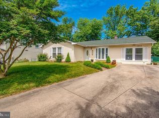 7892 Pavilion Dr, Severn, MD 21144