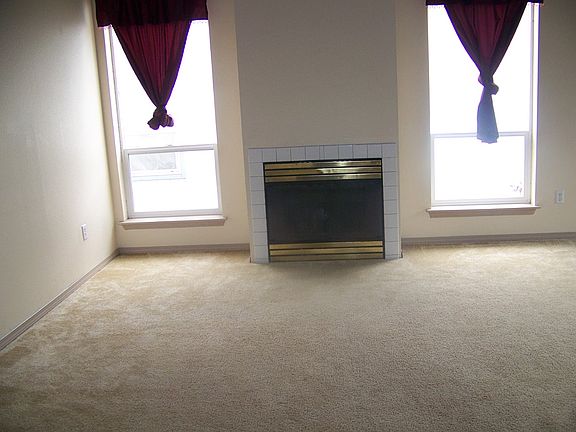 2nd image of 529 Forest Park St