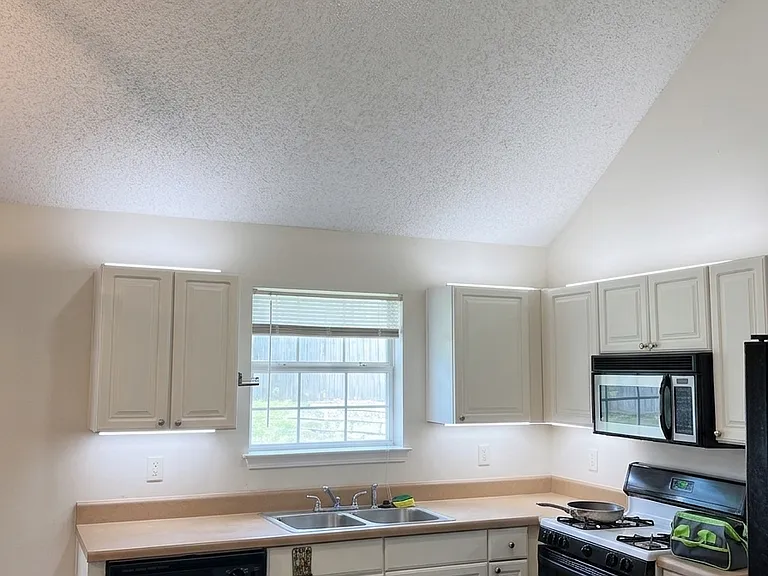 5420 Sapphire Cir — Photo 7