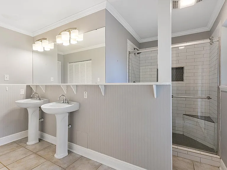 111 Camellia Dr — Photo 13