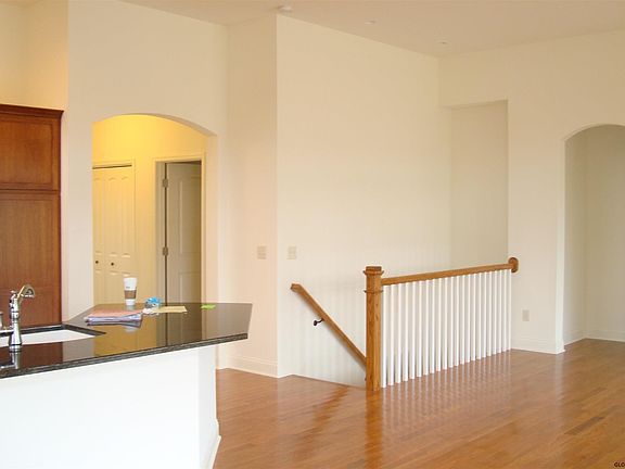 2nd image of 27 Linden Park Dr