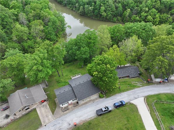 22058 Dogwood Cir, Springdale, AR 72764