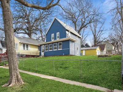 1009 27th St, Des Moines, IA, 50311