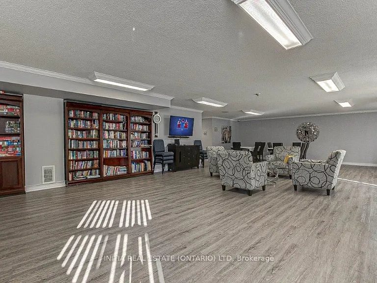 363 Colborne St #2404 — Photo 11
