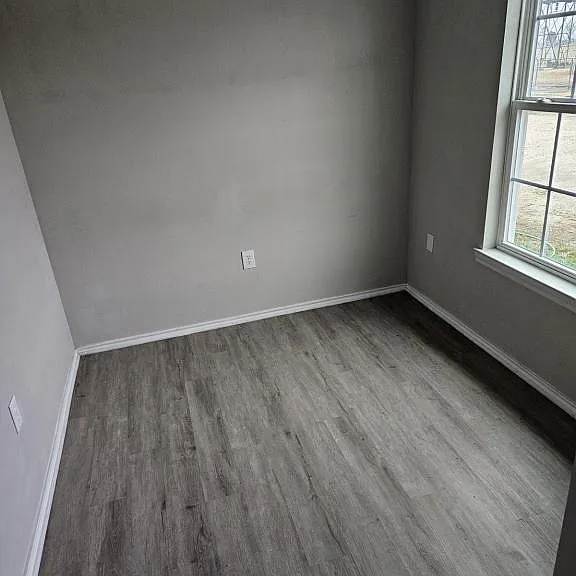 2115 Waco St #G — Photo 5