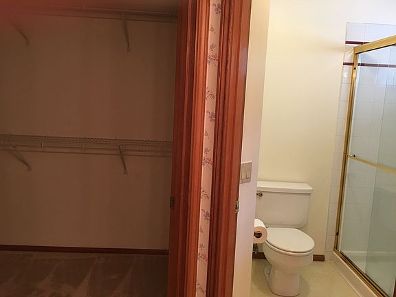 4th image of 2817 173rd Ct NE