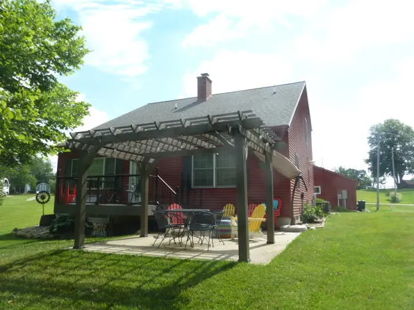 14376 Horn Dr, Camden, MI 49232