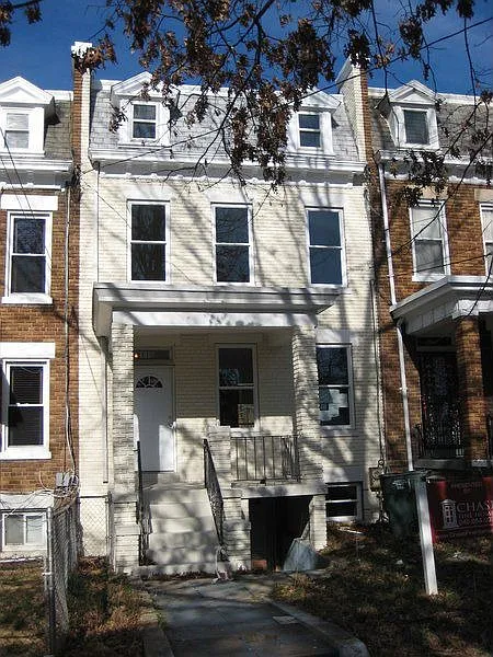 115 Varnum St NW photo 1