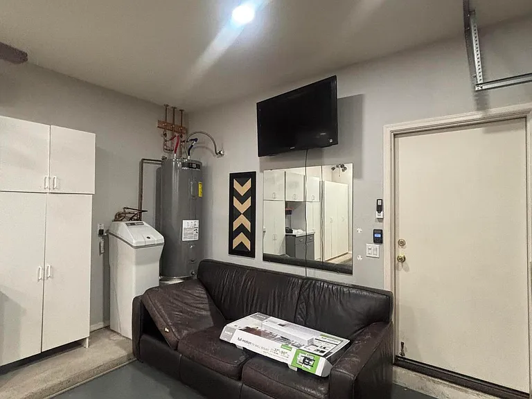948 E Savannah Dr — Photo 26