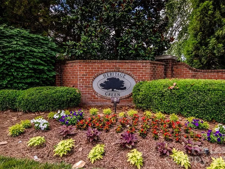 11133 Aprilia Ln — Photo 35