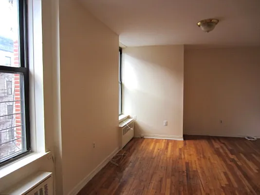 Rented by Bohemia Realty Group | media 15