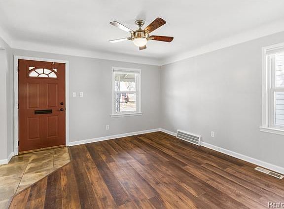 3rd image of 1523 Etowah Ave