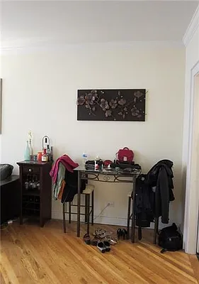 Rented by Buchbinder & Warren | media 6