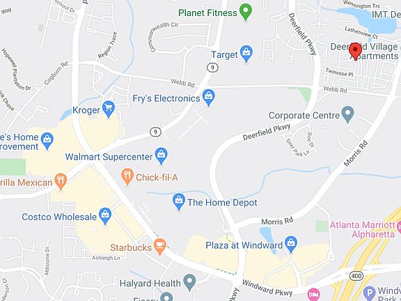 Convenient located close to shopping and GA400