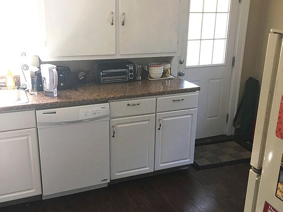 3rd image of 431-433 E 18th Ave