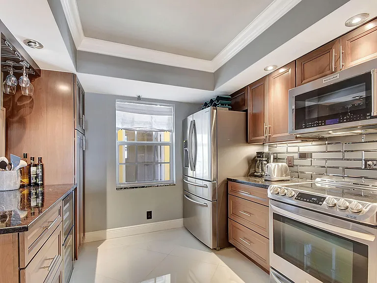 300 John F Kennedy Dr #Penthouse 8 — Photo 11