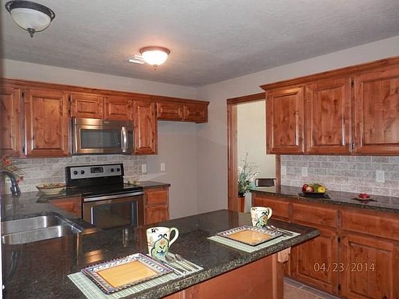 4th image of 5415 NW King Richard Ave