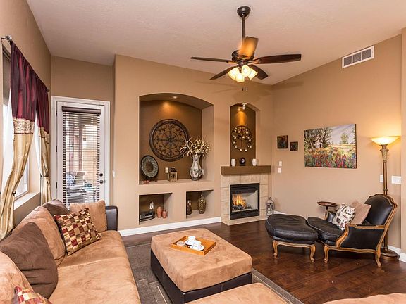 5th image of 12868 E De La Cruz St