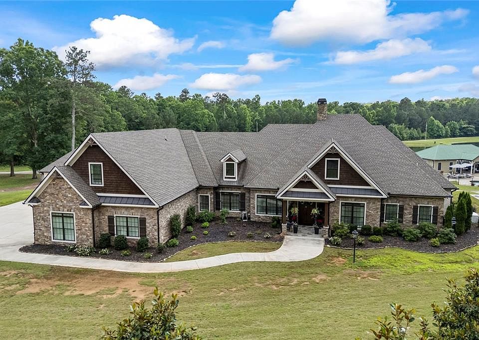 1st image of 206 Highgrove Estates Dr