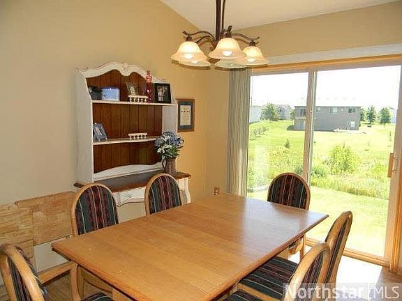 4th image of 680 Marigold Drive