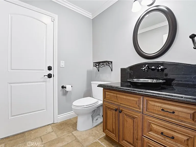 120 Christensen Dr — Photo 8