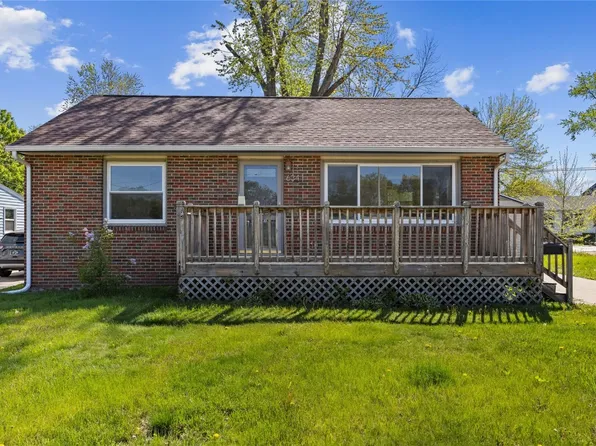 634 26th St SE, Cedar Rapids, IA 52403
