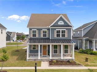 920 Olmstead St, Chesapeake, VA 23323
