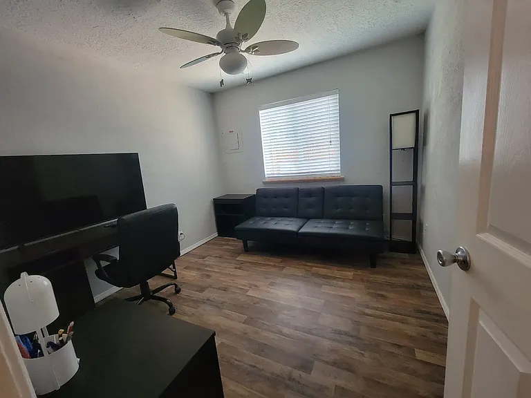10412 Trevino Loop NW — Photo 15