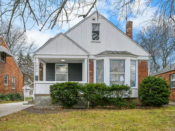 10704 Duprey St, Detroit, MI 48224