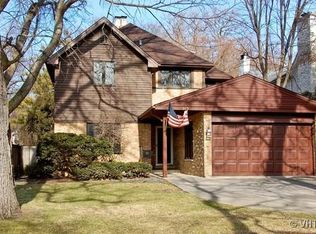 373 Sunset Rd, Winnetka, IL 60093