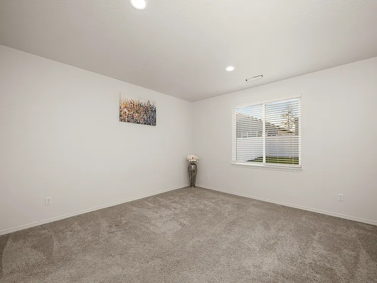 824 S Bulldog St — Photo 19