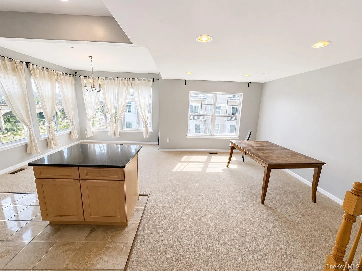 4 bed, 2.0 bath, 1500 sqft, $4,500 — Photo 3
