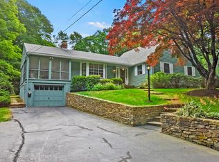54 Upton Rd, Westborough, MA 01581