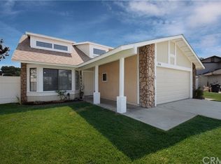336 Eisenhower Ct, Hemet, CA 92543
