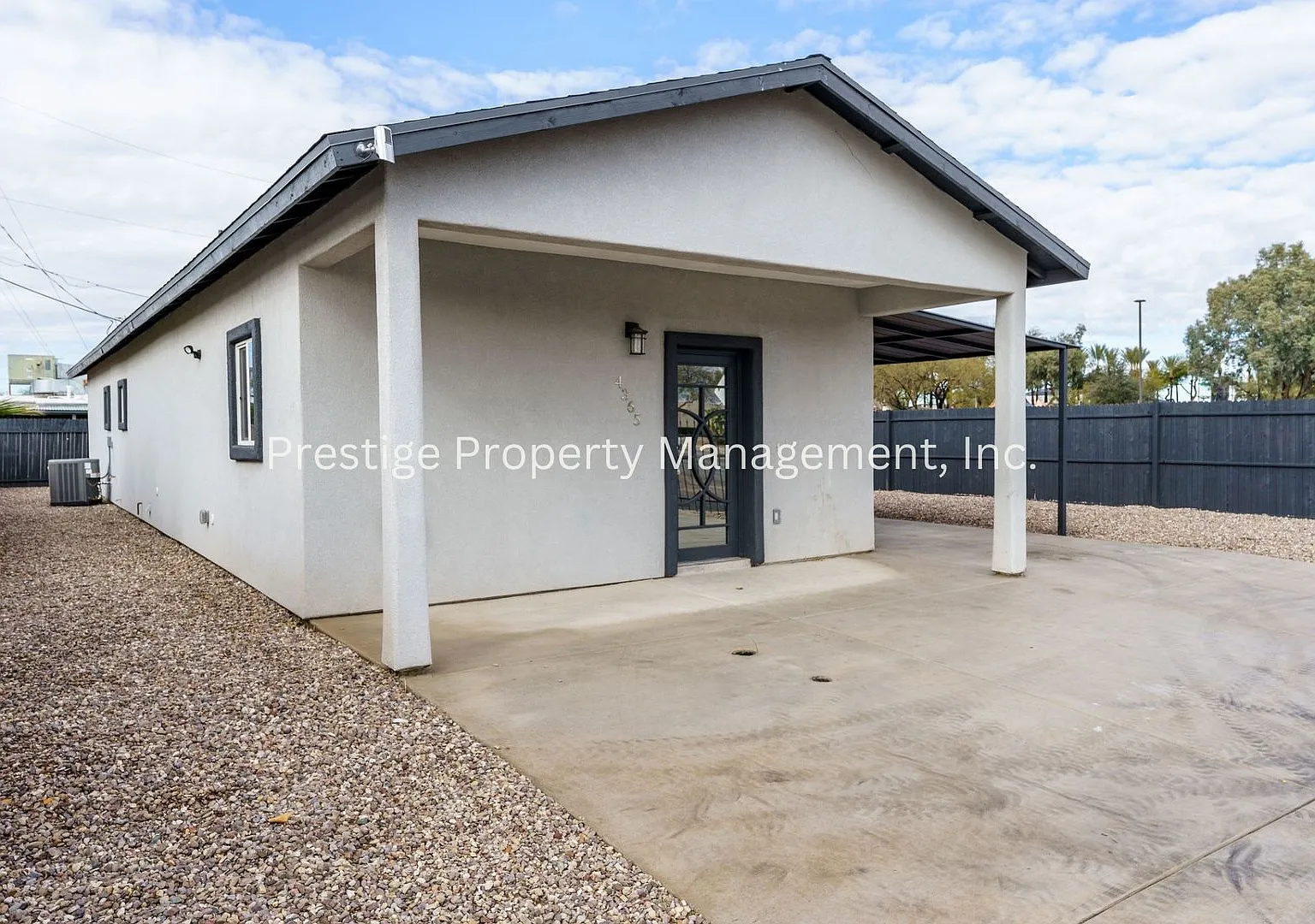 Built in 2022 3/2 Central Home — Photo 2