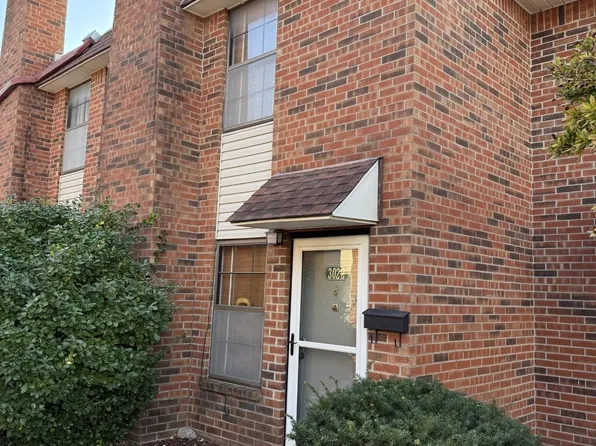 3022 SW Lydia Ave, Topeka, KS 66614