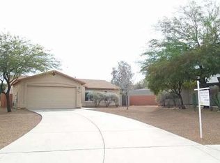 8864 E Fairway Groves Dr, Tucson, AZ 85730