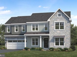 130 S Mountain Dr, Carlisle, PA 17013